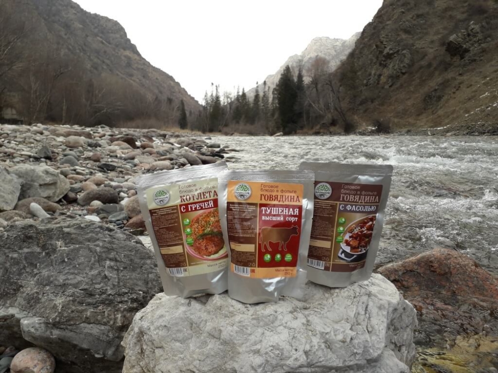 Kirgiziyz-foto-priroda-reka